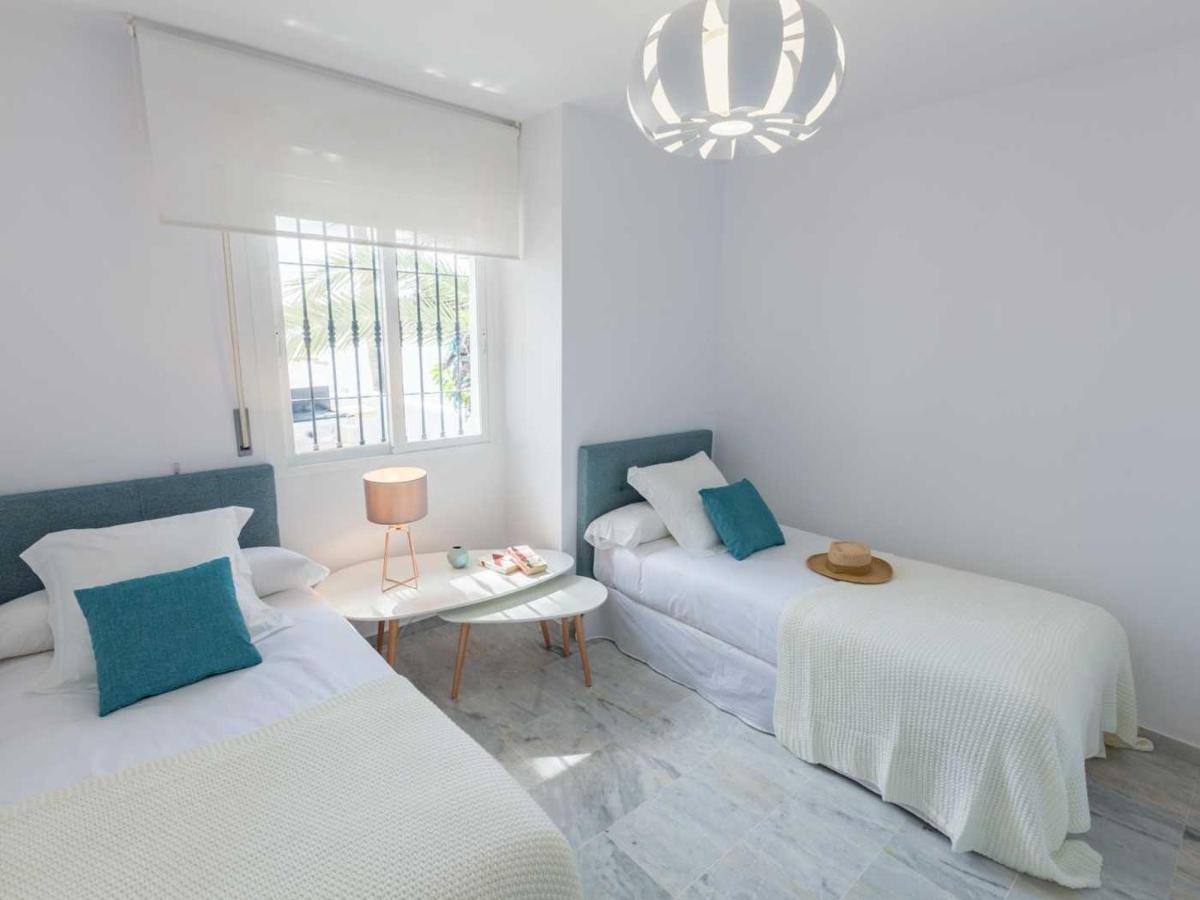 Vacation I Naranjos, Exquisite Penthouse With Rooftop Terrace Apartment *
